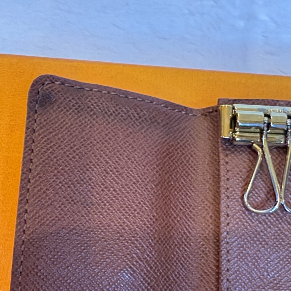 Louis Vuitton Authentic Monogram Canvas Key Case - Picture 3 of 9